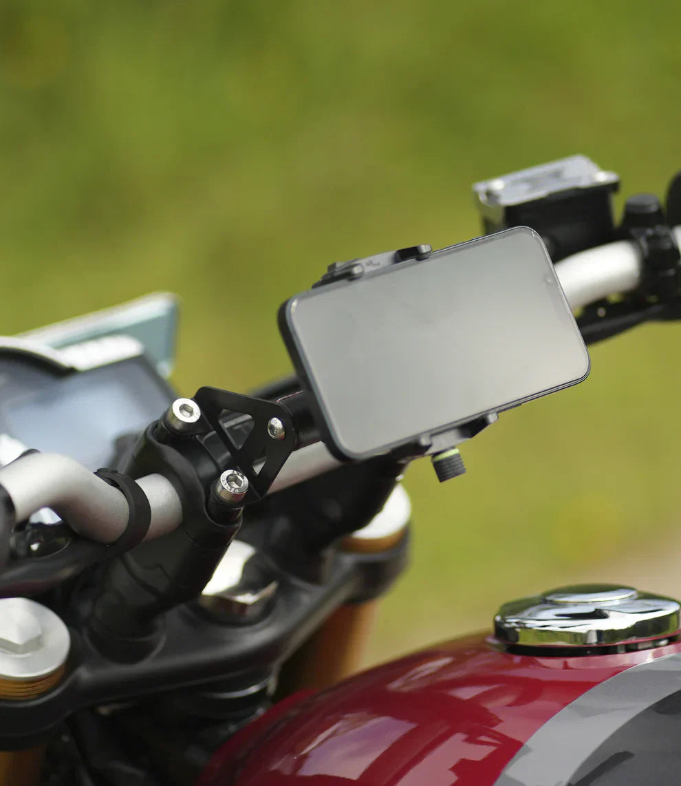 Elevate Your Ride: The Ultimate Guide to Triumph Speed 400 Accessories at Bandidos Pitstop