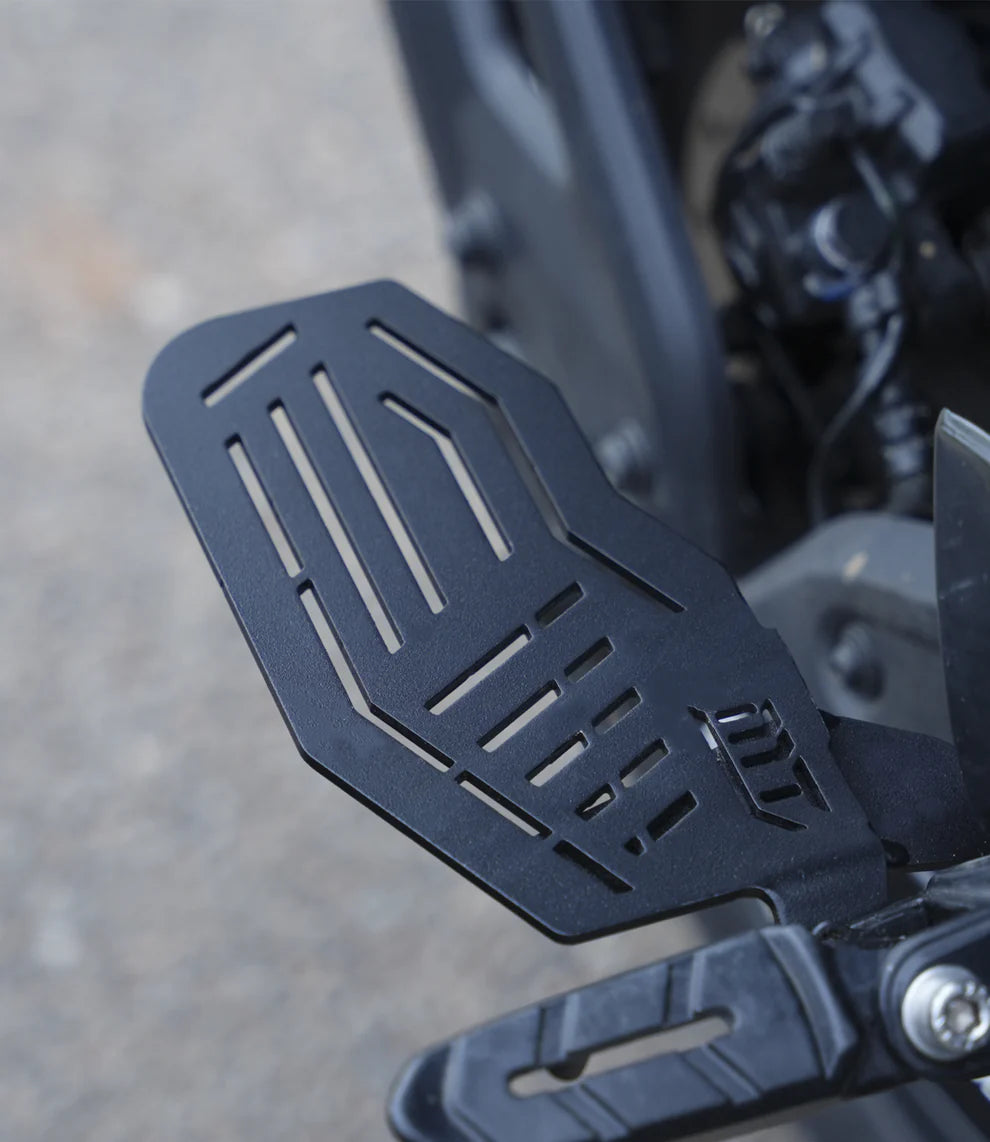 Moto Torque - PULSAR NS200 - FOOTREST (SET)