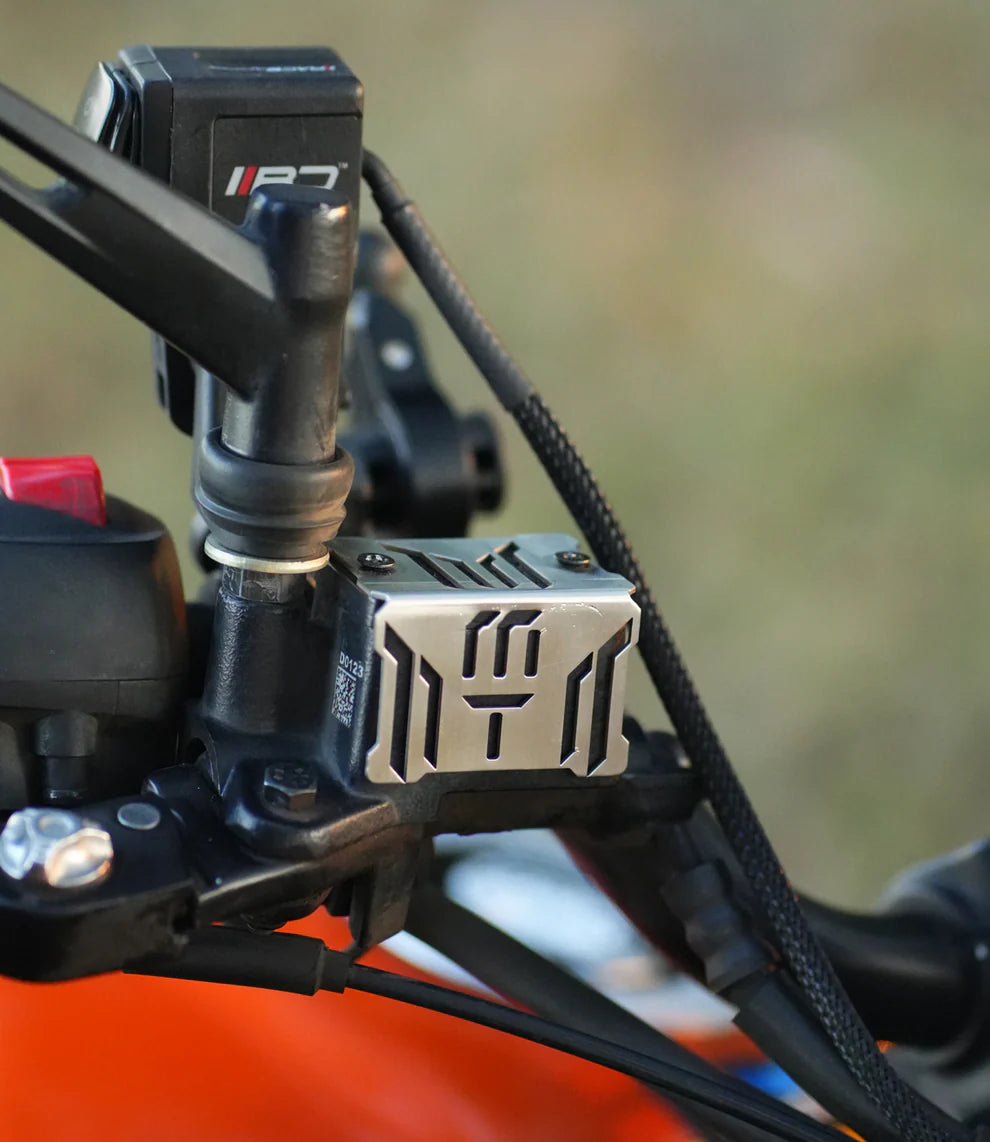 Moto Torque - TVS RONIN - FRONT MASTER CYLINDER GUARD (SS)