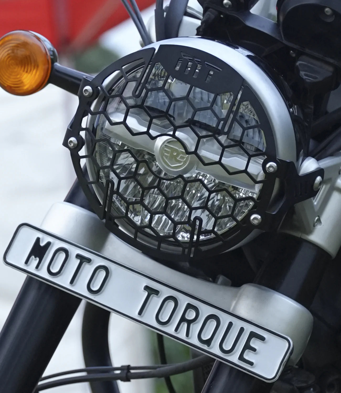 Moto Torque - ROYAL ENFIELD SUPER METEOR 650 - HEADLIGHT GRILL